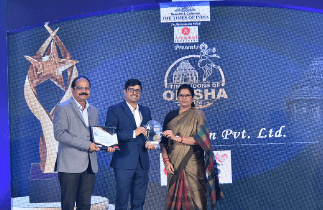 Mr. Kalinga Keshari Rath receiving Times Icon Awards Odisha 2024 from Honorable Deputy Chief Minister of Odisha