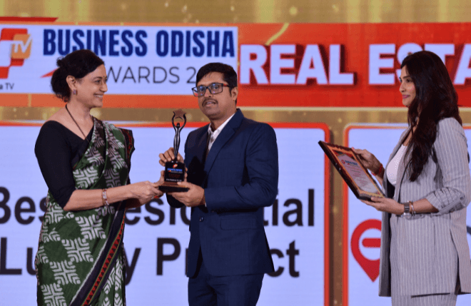 Mr. Kalinga Keshari Rath receiving Odisha TV - OTV Business Excellence Awards 2024